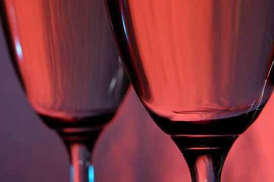 Two wine glasses with champagne