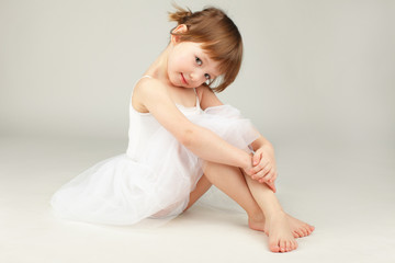 Obraz na płótnie Canvas Little ballerina