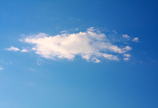 white cloud in blue sky