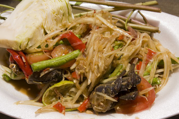 Som tam, spicy papaya salad from Thailand