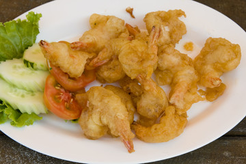 Baked shrimp in pastry