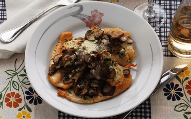 Pollo ai funghi