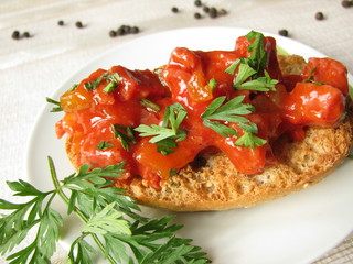 Crostino mit Rindfleischsalat