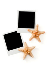 Fototapeta na wymiar Blank instant photo prints and sea stars