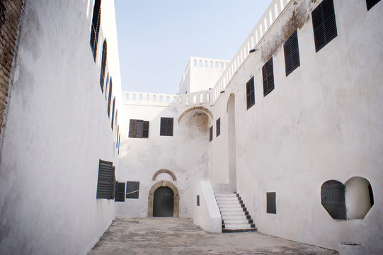 Elmina 3