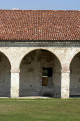 villa portico arco tetto tegola
