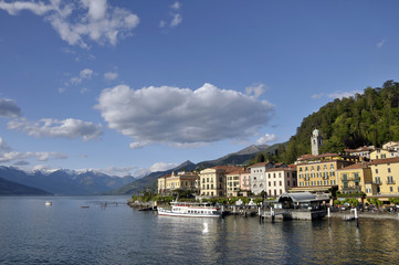 Fototapeta na wymiar Bellagio nad jeziorem Como