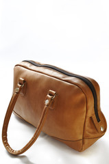 茶色い小さなボストンバック