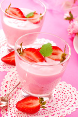 strawberry yogurt