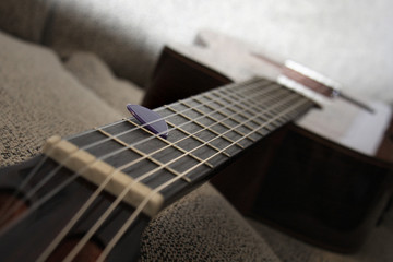 Fototapeta premium guitare et mediator - 2