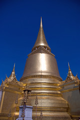 Fototapeta premium Golden Chedi in Grand Palace,Bangkok