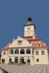 Fototapeta na wymiar Brasov Council house in the main city Square