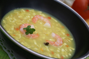 Thailändische Nudelsuppe