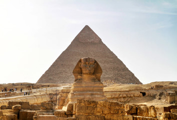 Fototapeta na wymiar Sphinx and Pyramid of Chefren in Giza