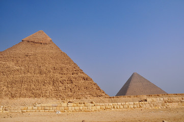 Fototapeta na wymiar Pyramides