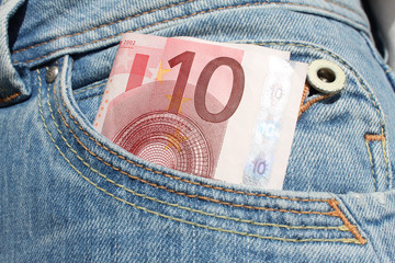 10 euros en el bolsilo