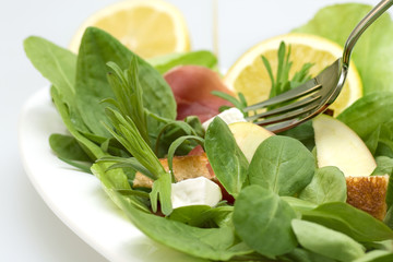Salad with tomatoes