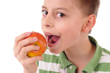 Jugendlicher lebt gesund