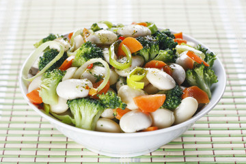 Beans with vegetables