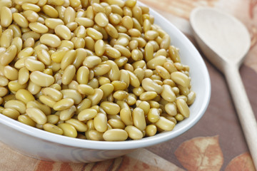 Cooked soybeans