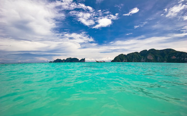 Fototapeta na wymiar In the tropical sea. Thailand