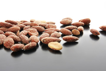 Salthy Almonds