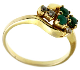bague or et pierres précieuses, fond blanc
