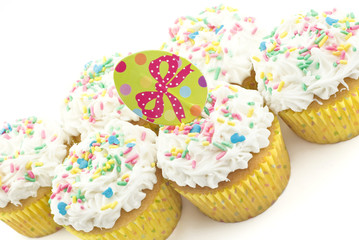 Easter Cupcakes with Sprinkles
