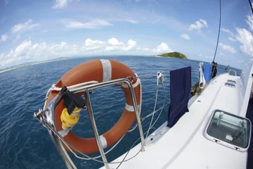 Photo sur Plexiglas Naviguer lifesaver on a sailboat