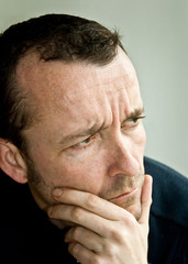 Obraz premium soucieux