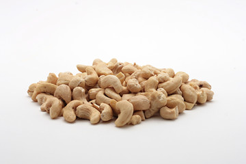 Fototapeta na wymiar Cashew nuts Isolated