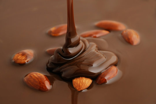 Liquid chocolate with nuts