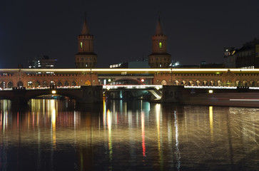 Obraz premium berlin oberbaumbrücke