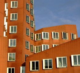Fototapeta na wymiar building in Medienhafen area at Dusseldorf