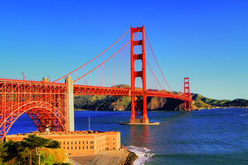 Golden Gate shortly after surise