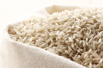 Brown rice in bag