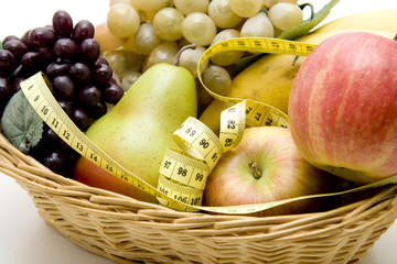 Obst mit Maßband