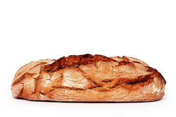 Brot von der Seite auf weißem Untergrund