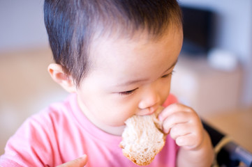 食べる