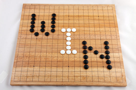 A word "WIN" in a japanese go board