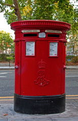 Fototapeta na wymiar Londyn skrzynki poczty