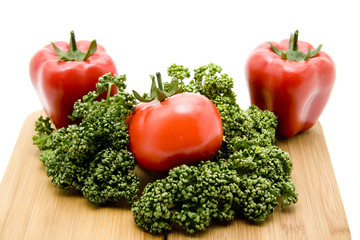 Tomate mit Paprika und Petersilie