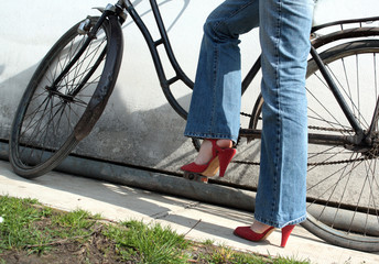 Naklejka premium Women and bicycle