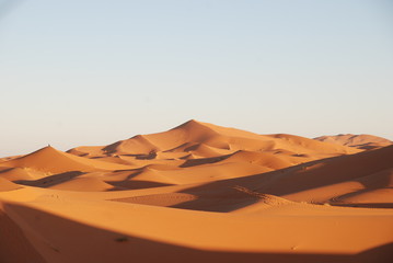 Fototapeta na wymiar Maroko pustynia wydmy