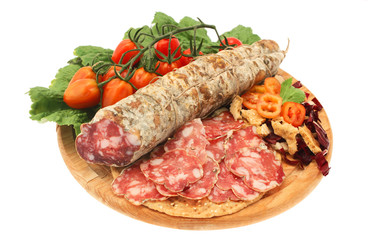 Salame tretino su tagliere