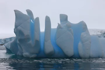 Fotobehang Luminescent Iceberg in Antarctica © Achim Baqué