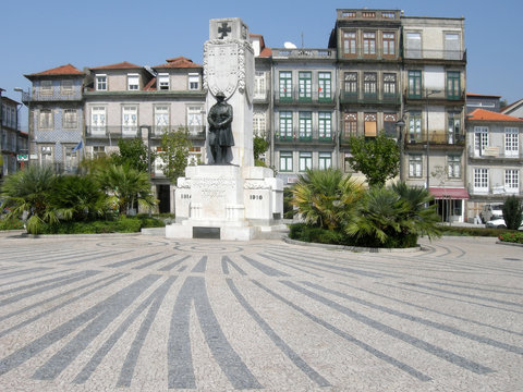 Porto, Kriegsdenkmal