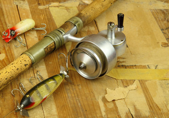 antique lures