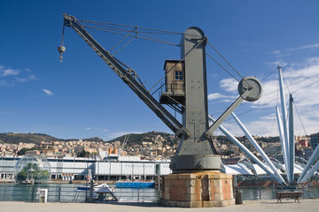 Porto di Genova, vecchia gru