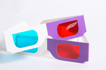 Glasses for the volumetric image